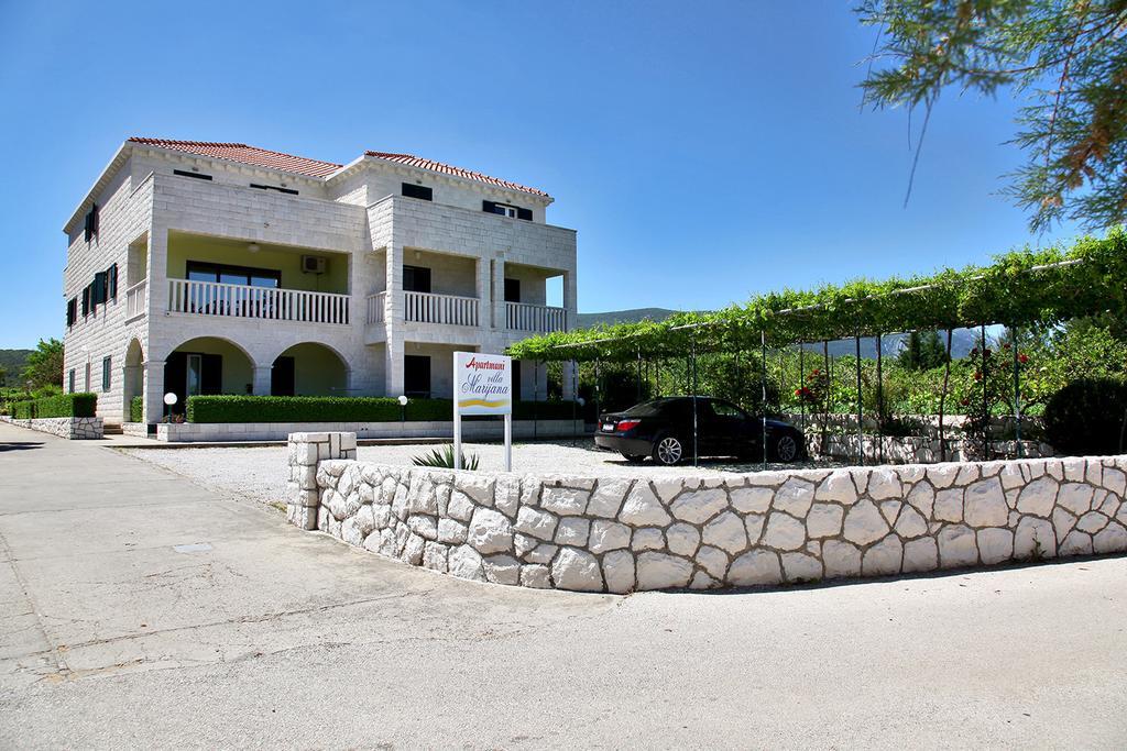 Villa Marijana Сресер Экстерьер фото